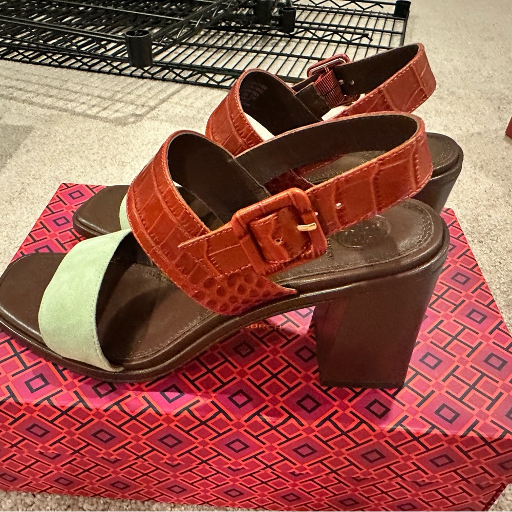 Tory Burch Delaney sandals, size 8, new with box